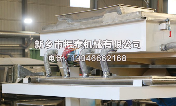 1540型風(fēng)冷式直線(xiàn)振動(dòng)篩